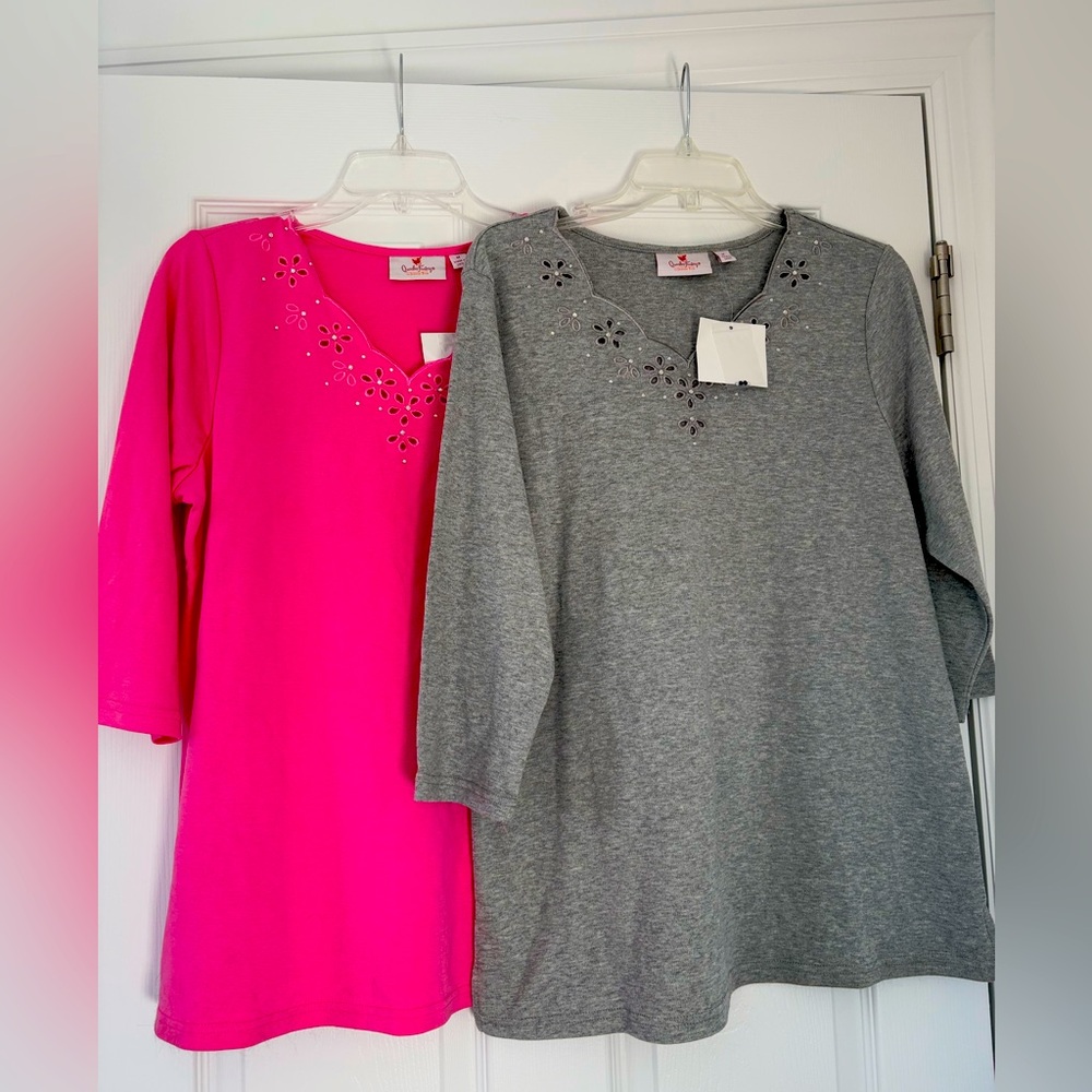 COPY - Quacker factory size medium set of 2 tops.